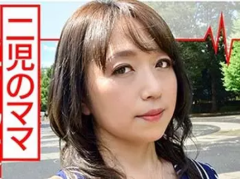 【40代母乳】出産したての二児の母の噴水並みに吹き出るミルクを吸いまくる！子供に授乳するはずの母乳を搾り取られ興奮して大絶頂！
