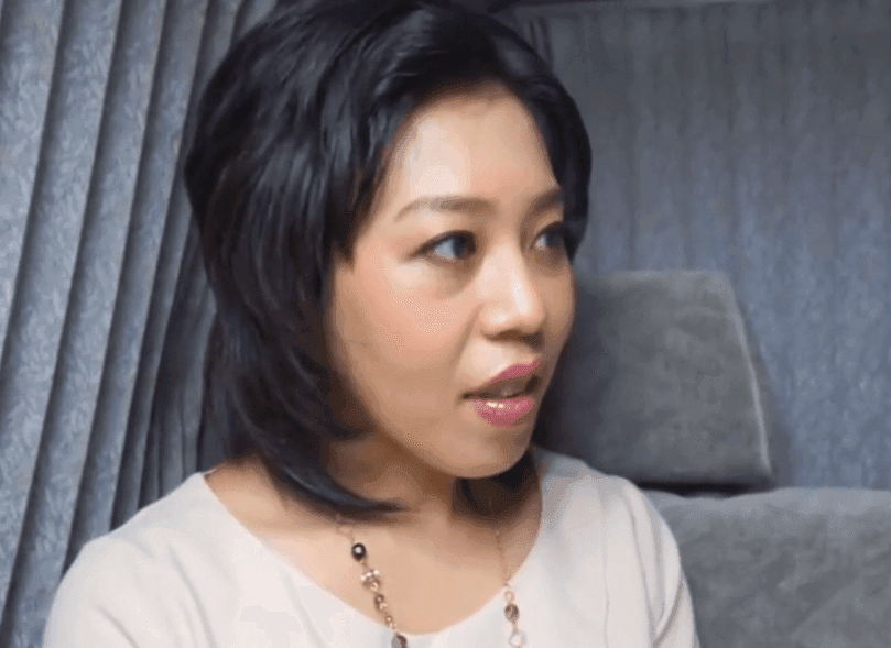 【童顔熟女】素人おばさんをナンパしてホテルでハメる！旦那が営む割烹屋の女将が他人棒でいやらしく喘ぐ！